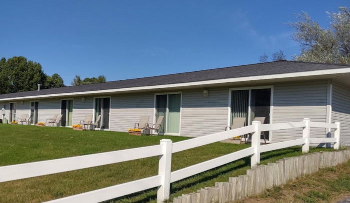 Lakewood Motel - From Website (newer photo)